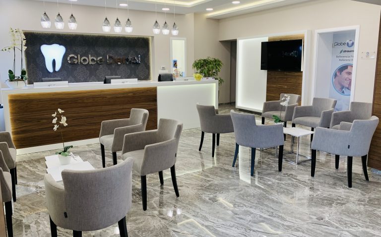 Globe recpció Kenese